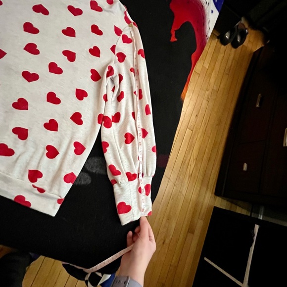 Valentine’s Day heart-pattern top - Picture 7 of 12